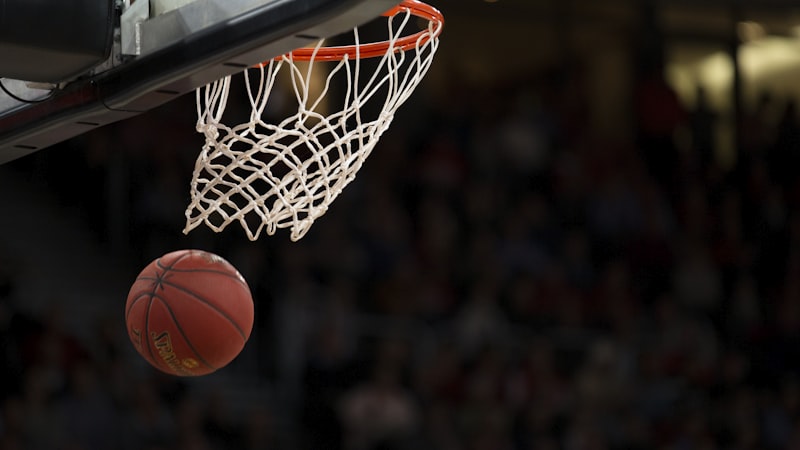 yy易游体育篮球赛事数据面板展示 - NBA赛场高清实时比分与战术分析